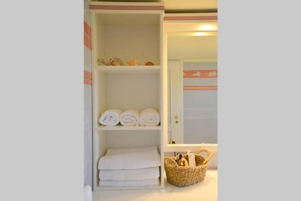 Esperos Seaside Suite In Adamas, Milos Exteriér fotografie