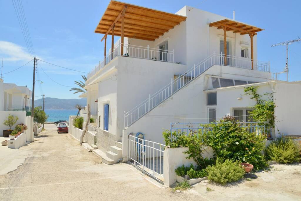 Esperos Seaside Suite In Adamas, Milos Exteriér fotografie